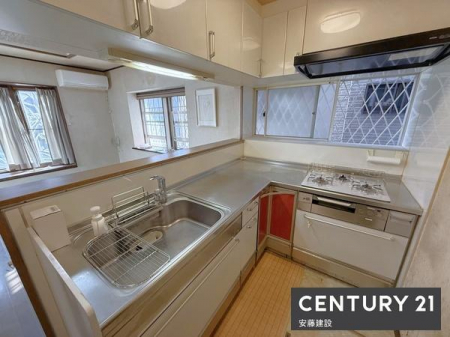 �L�b�`���@�y�@�L�b�`���@/�@Kitchen�@�z
��ƌ����̗ǂ�L���^�V�X�e���L�b�`��
�Ζʎ��̂��߂������̎󂯓n�����X���[�Y�I