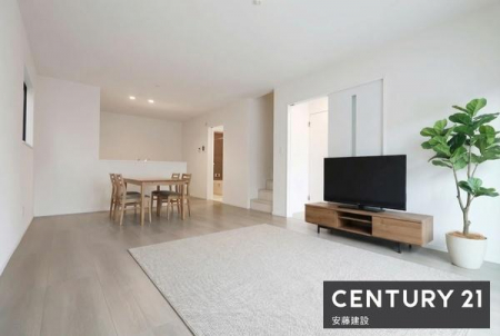 ���r���O�@�����V�h���u���R�s�v�w�܂œk��18��
�o�X4���u��ˌE�v�܂œk��3��
���Ƌ�⏬����CG�ɂ��C���[�W�ł��B�Ƌ�t���̔��ł͂������܂���B