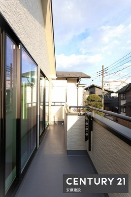 �o���R�j�[�@�y�@�o���R�j�[�@/�@Balcony�@�z
2��������o���\�ȓ쓌�����o���R�j�[�I
�����Ղ�̓������𗁂тĐ��󕨂��������芣���܂�