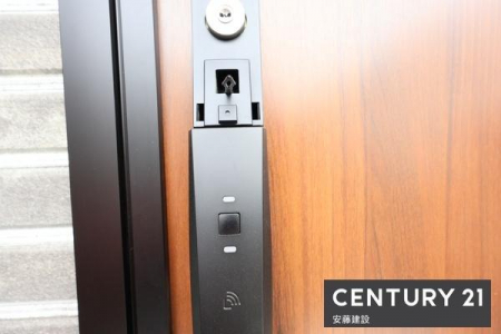 ���ց@�y�@���ց@/�@entrance�@�z
��p�L�[������΃����^�b�`�ŊJ�\�ȃX�}�[�g�L�[���ځI
�������A���J�̓��A�q�ǂ��Ǝ肪�����Ȃ��Ƃ��ł������Ɏ{���ł��Ă��ꂵ���@�\