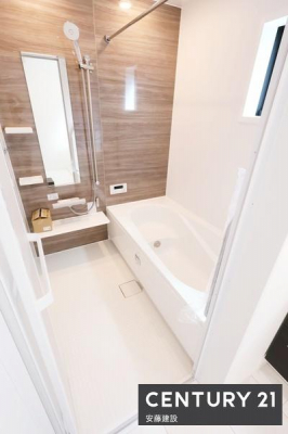 �����@�y�@�����@/�@Bathroom�@�z
�������Ǝ����̃o�X�^�C�����߂��������Ȑ��������闁��
���������@��������Ă��芷�C���₷���A�~��͉ߓx�ȉ��x����h���܂�