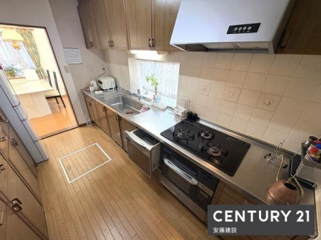 �L�b�`���@�y�@�L�b�`���@/�@Kitchen�@�z
�������ɏW���ł���Ɨ��^�L�b�`��
�①�ɒu���ꂪ�����ƃX�y�[�X����������m�ۂł��܂��I