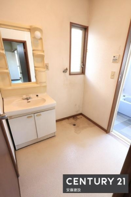 ���ʑ�E���ʏ��@�y�@�E�ߏ��@/�@Washroom�@�z
���邭��Ƃ肠��L���̐��ʏ�
�������芷�C���΂�����ł��܂��I