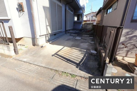 ���ԏ�@�y�@���ԏ�@/�@parking�@�z
����1��\�ȃX�y�[�X