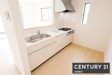 �L�b�`���@�y�@�L�b�`���@/�@Kitchen�@�z
���r���O�����n����I�[�v���L�b�`���ŁA�������̎󂯓n�����X���[�Y
�①�ɂ�u���Ă���Ƃ肠��L���Ɋ��C�ɗD�ꂽ���t���I