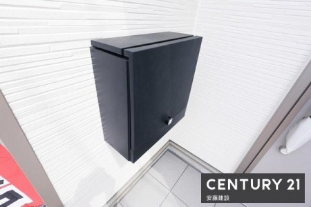 ���̑��@�y�@�|�X�g�@�z
������̌^�̃_�C�������|�X�g