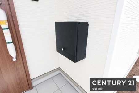 ���̑��@�y�@�|�X�g�@�z
������̌^�̃_�C�������|�X�g