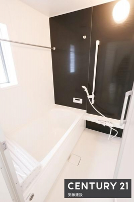 �����@�y�@�����@/�@Bathroom�@�z
�������Ǝ����̃o�X�^�C�����߂��������Ȑ��������闁��
�����g�[�����@��������Ă��芷�C���₷���A�~��͉ߓx�ȉ��x����h���܂�