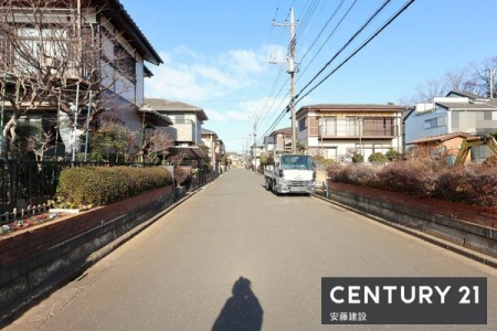 �O�ʓ��H�܂ތ��n�ʐ^�@�y�@�O�ʓ��H�@�z
�k������6������