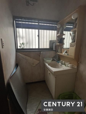 ���ʑ�E���ʏ��@�y�@�E�ߏ��@/�@Washroom�@�z
���邭��Ƃ肠��L���̐��ʏ�
