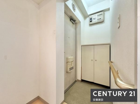 ���ց@�y�@���ց@/�@entrance�@�z
�Z�ސl�𖈓�������}�������A�������������͋C�̌���