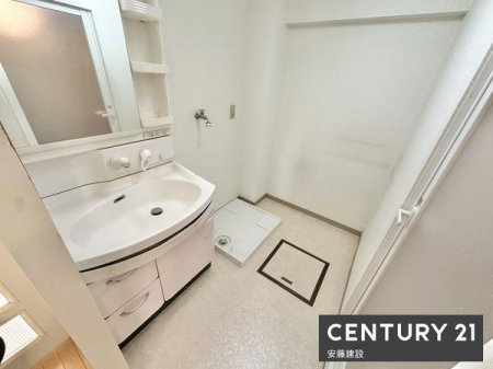 ���ʑ�E���ʏ��@�y�@���ʏ��@/�@Washroom�@�z
������������ʏ��͖Z���������X�g���X�t���[�ɐg�x�x�ł������ȋ��
