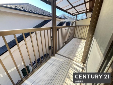 �o���R�j�[�@�y�@�o���R�j�[�@/�@Balcony�@�z
2��������o���\�ȓ�����o���R�j�[�I
�����Ղ�̓������𗁂тĐ��󕨂��������芣���܂�