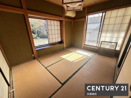 �a���@�y�@2�K�a���@/�@6���@�z
���D���ȉƋ�����R�Ƀ��C�A�E�g�ł���L���̘a��
���[����