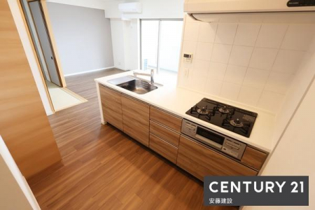 �L�b�`���@�y�@�L�b�`���@�z
���[�ƍ�ƃX�y�[�X���m�ۂ����V�X�e���L�b�`��