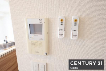 ���̑����ρ@�y�@TV���j�^�[�t���C���^�[�z���@�z
���j�^�[�A�^��@�\�t���Ŗh�Ɩʈ��S�̃C���^�[�z������