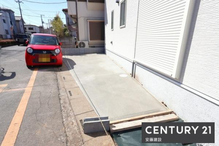 ���ԏ�@�y�@���ԏ�@/�@parking�@�z
����1��\�ȃX�y�[�X