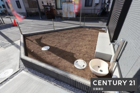 ��@�y�@��@/�@Garden�@�z
�K�[�f�j���O��ƒ�؉��ȂǊy���݂��L����X�y�[�X