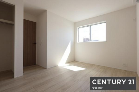 �Q���@�y�@3�K�Q���@/�@6.5���@�z
���D�݂̉Ƌ��u���Ă������̋�Ԃ������Ƃ�̐Q���I
�N���[�[�b�g����