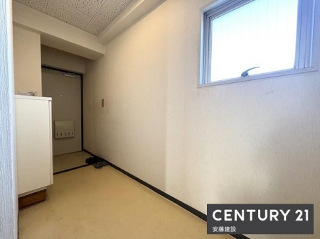 ���ց@�y�@���ց@/�@entrance�@�z
