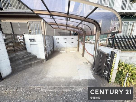 ���ԏ�@�y�@���ԏ�@/�@parking�@�z
����1��\�ȃX�y�[�X