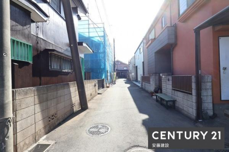 �O�ʓ��H�܂ތ��n�ʐ^�@�y�@�O�ʓ��H�@�z
������4������