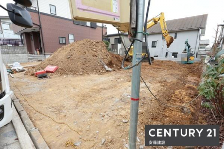 ���ԏ�@�y�@���ԏ�@/�@parking�@�z
����3�䒓�ԉ\�ȃX�y�[�X�I
��Ԃ�o�C�N�E���]�Ԓu����Ȃǂɂ��𗧂�������Ƃ����L���ł��I