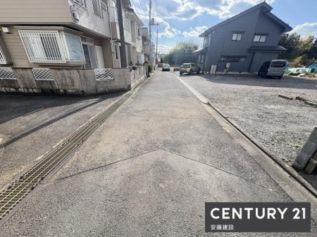 �O�ʓ��H�܂ތ��n�ʐ^�@�y�@�O�ʓ��H�@�z
������4.2������