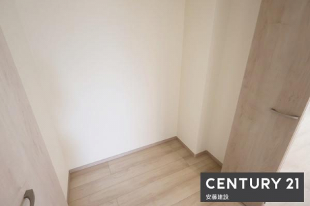 ���[�@�y�@�p���g���[�@�z
�L�b�`�����ɐH���i����p�i�����[�ł���p���g���[����