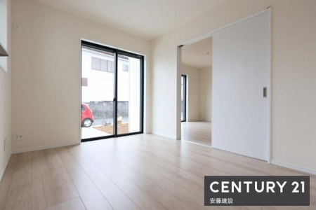 �m���@�y�@1�K�m���@/�@5.25���@�z
���r���O���̗m���B����������΃��r���O�����J���I�ȋ�ԂɁI
�L����������o���\�Ȃ��ߋq�ԂƂ��Ă������p���������܂�