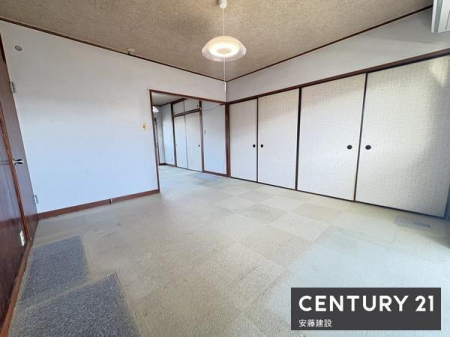 ���r���O�@�y�@���r���O�@/�@14���@�z
�Ƒ��݂�Ȃ�������肭�낰������LDK
����̑唼���߂������������炱���߂����₷����Ԃɂ�����肽���ł��ˁI