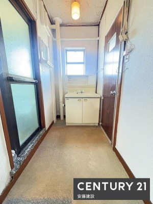 ���ʑ�E���ʏ��@�y�@���ʏ��@/�@Washroom�@�z
���邭��Ƃ肠��L���̐��ʏ�
