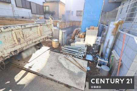 ���ԏ�@�y�@���ԏ�@/�@parking�@�z
L���ɍ��v2�䒓�ԉ\�ȃX�y�[�X
���Ԏ퐧���L