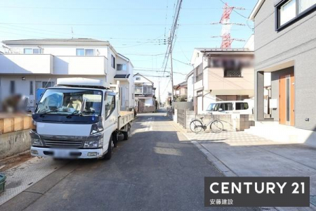 �O�ʓ��H�܂ތ��n�ʐ^�@�y�@�O�ʓ��H�@�z
������4������