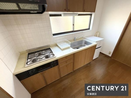 �L�b�`���@�y�@�L�b�`���@/�@Kitchen�@�z
���[�ƍ�ƃX�y�[�X����������m�ۂ����V�X�e���L�b�`��