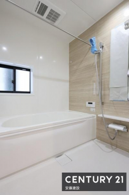 �����@�y�@�����@/�@Bathroom�@�z
�������Ǝ����̃o�X�^�C�����߂��������Ȑ��������闁��
�����g�[�����@��������Ă��芷�C���₷���A�~��͉ߓx�ȉ��x����h���܂�