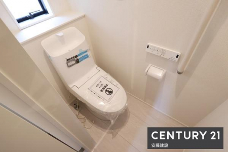 �g�C���@�y�@�g�C���@/�@toilet�@�z
�����I�ȃE�H�b�V�����b�g�t���g�C��
�萠�����ŉƑ��݂�Ȃɂ₳�����g�C���ł�