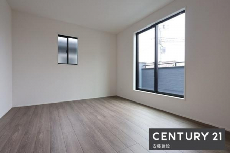 �Q���@�y�@�Q���@/�@7.25���@�z
������o���R�j�[�ɖʂ��Ė��邭���������ȐQ���I
���D�݂̉Ƌ��u���ăz�e�����C�N�ȋ�Ԃ��y���߂܂�