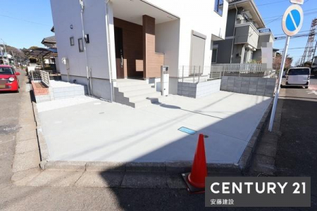 ���ԏ�@�y�@���ԏ�@/�@parking�@�z
L���ɍ��v2�䒓�ԉ\�ȃX�y�[�X
���Ԏ퐧���L