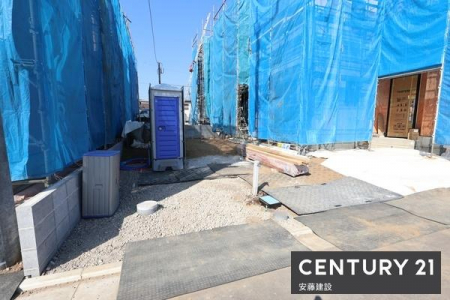 ���ԏ�@�y�@���ԏ�@/�@parking�@�z
����Q��\�Ȓ��ԃX�y�[�X
���v�w���ꂼ��̂��Ԃ����Ƃ̑O�ɒ�߂邱�Ƃ��ł��܂�
