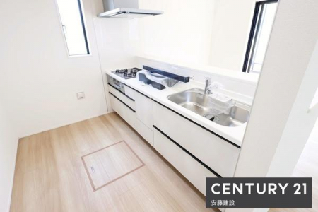 �L�b�`���@�y�@�L�b�`���@/�@Kitchen�@�z
���r���O�����n����I�[�v���L�b�`���ŁA�������̎󂯓n�����X���[�Y�I
��������M��ɂ�����������ɂ����݌v