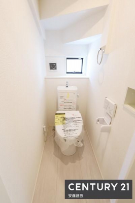 �g�C���@�y�@�g�C���@/�@toilet�@�z
�����I�ȃE�H�b�V�����b�g�t���g�C��
�g�C���b�g�y�[�p�[��|���p���u�����Ƃ�̃X�y�[�X