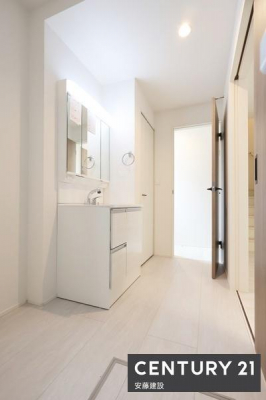 ���ʑ�E���ʏ��@�y�@���ʏ��@/�@Washroom�@�z
������������ʏ��́A�Ƒ��݂�Ȃ����K�Ɏg����悤�z�����ꂽ���
�o�^�o�^�������Ȓ��̎��Ԃ��A��Ƃ�������ĉ߂����܂��I