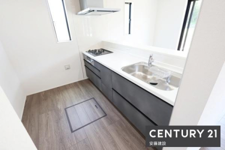 �L�b�`���@�y�@�L�b�`���@/�@Kitchen�@�z
���[�ƍ�ƃX�y�[�X����������m�ۂ����Ζʎ��V�X�e���L�b�`���I
�������̕Еt����^�яo�������₷���֗��Ȑ݌v