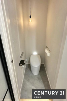 �g�C���@�y�@1�K�g�C���@/�@toilet�@�z
�����I�ł�����ꂵ�₷���^���N���X�g�C���I
2�K�E�H�V�����b�g�g�C���ɂ͑�ϕ֗��Ȏ�􂢏ꊮ���I