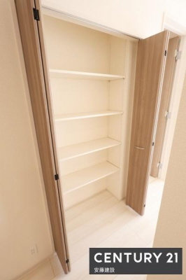 ���[�@�y�@�p���g���[�@�z
�L�b�`�����Ƀp���g���[����
�H���i����p�i�����[�ł��ĕ֗��Ȏ��[