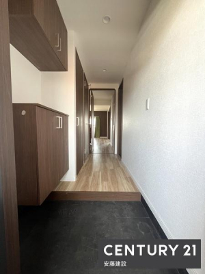 ���ց@�y�@���ց@/�@entrance�@�z
�Z�ސl�𖈓�������}�������A�������������͋C�̌���
�V���[�Y�{�b�N�X����