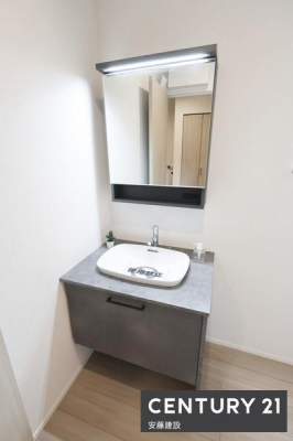 ���ʑ�E���ʏ��@�y�@�Ɨ����ʉ��ϑ�@�z
�X�^�C���b�V���Ő������ꂽ�Ɨ����ʑ�