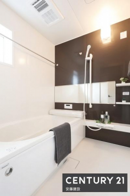 �����@�y�@�����@/�@Bathroom�@�z
�������Ǝ����̃o�X�^�C�����߂��������Ȑ��������闁��
�����g�[�����@��������Ă��芷�C���₷���A�~��͉ߓx�ȉ��x����h���܂�