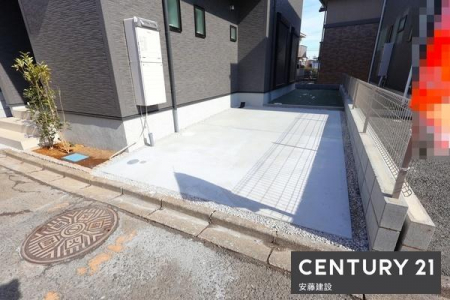 ���ԏ�@�y�@���ԏ�@/�@parking�@�z
����1��\�ȃX�y�[�X